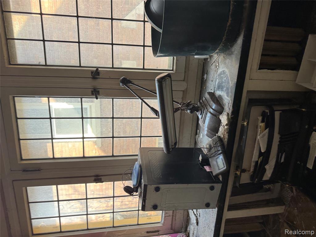 931 Ashland Street, Detroit, MI 48215 — Photo 16