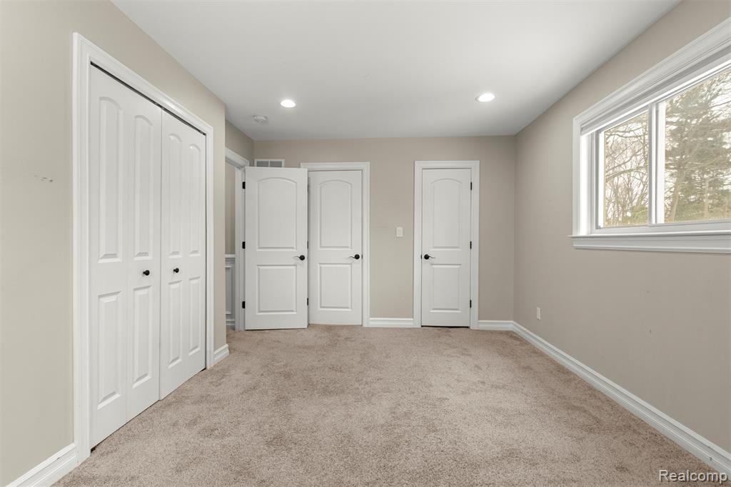 41925 South Drive, Canton, MI 48188 — Photo 17