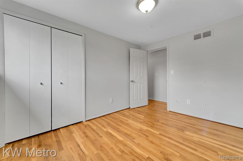 415 LANGE Drive, Troy, MI 48098 — Photo 28