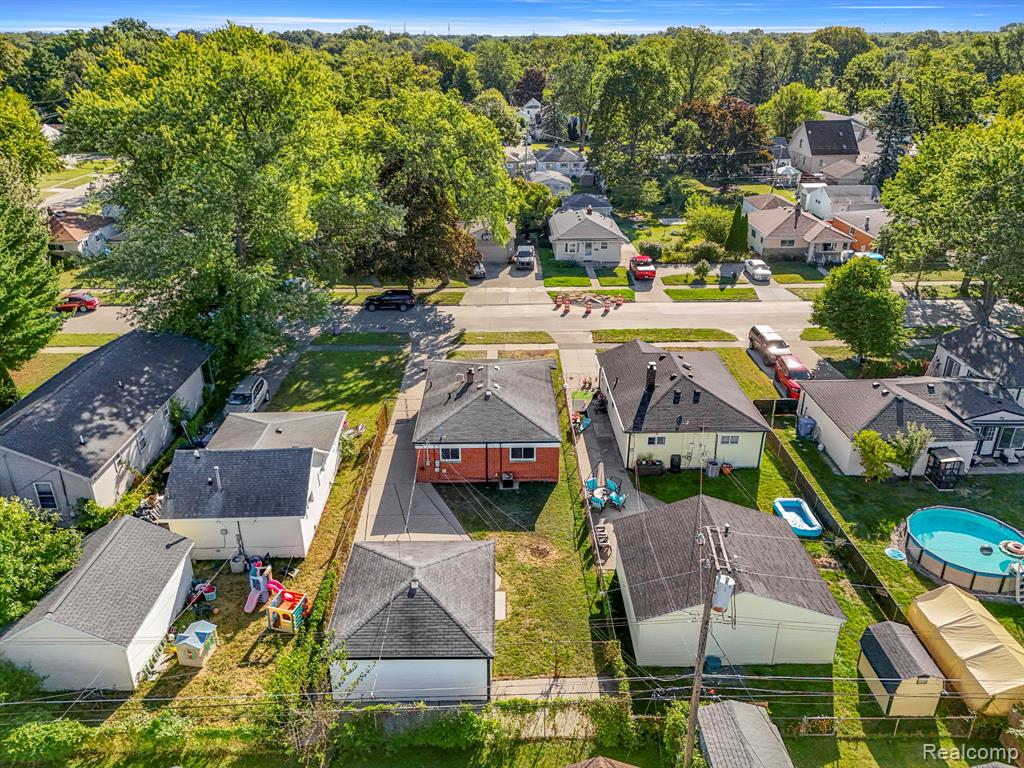 4638 Gertrude Street, Dearborn Heights, MI 48125 — Photo 38