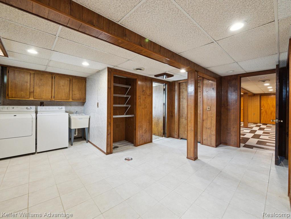 4217 MCKINLEY Street, Dearborn Heights, MI 48125 — Photo 27