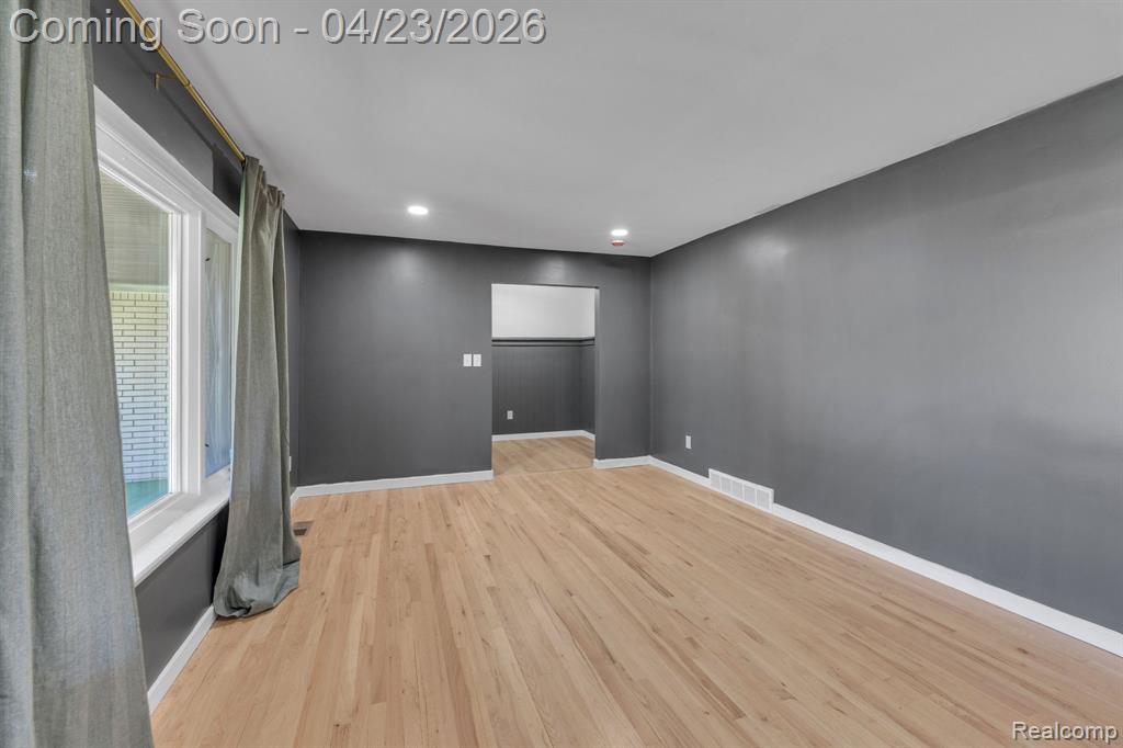 26211 Ross Street, Inkster, MI 48141 — Photo 7