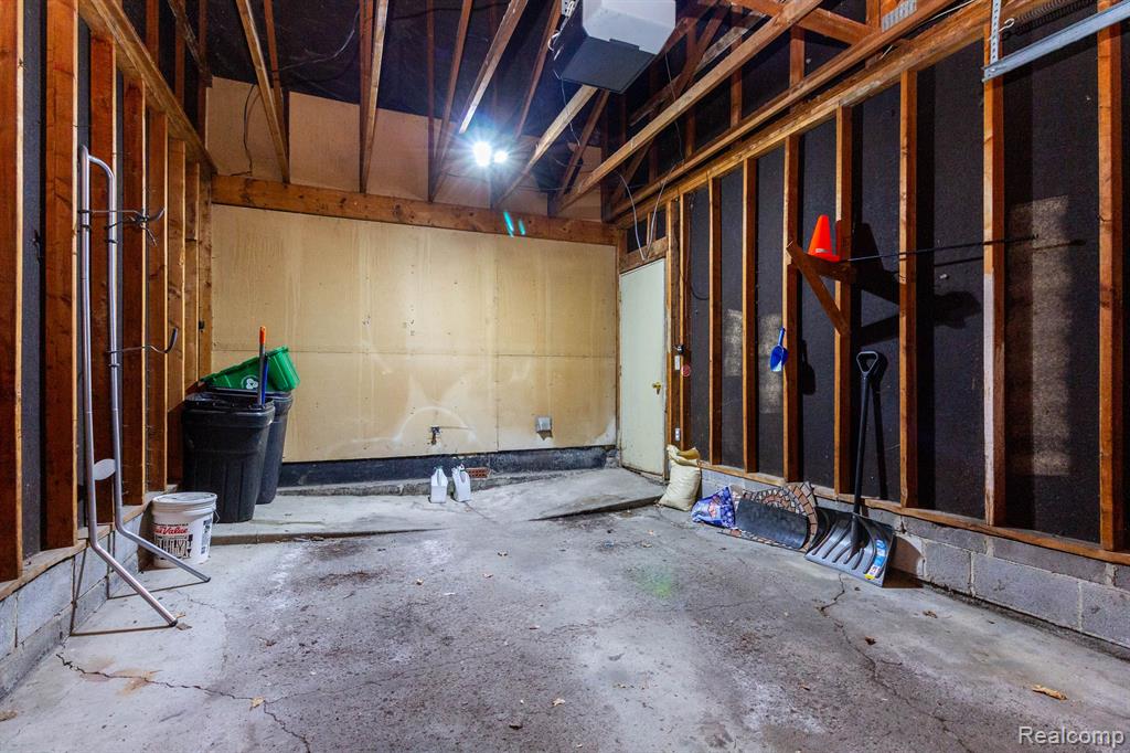 5866 VASSAR, West Bloomfield, MI — Photo 46