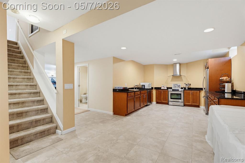 43376 Chester Drive, Sterling Heights, MI 48314 — Photo 45