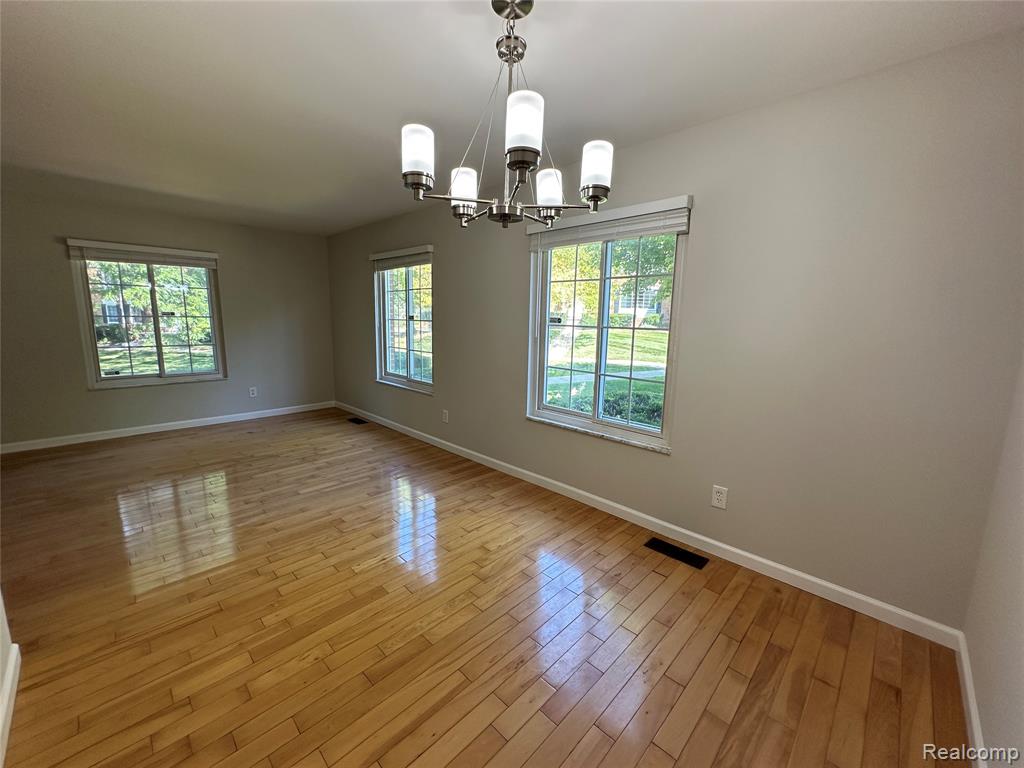 755 E Fox Hills Drive, Bloomfield Hills, MI 48304 — Photo 24