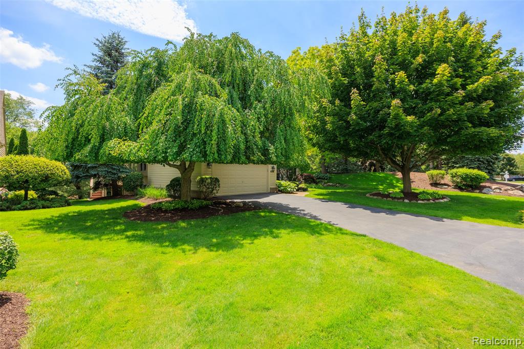 4791 Roundtree Drive, 1, Brighton, MI 48116 — Photo 50