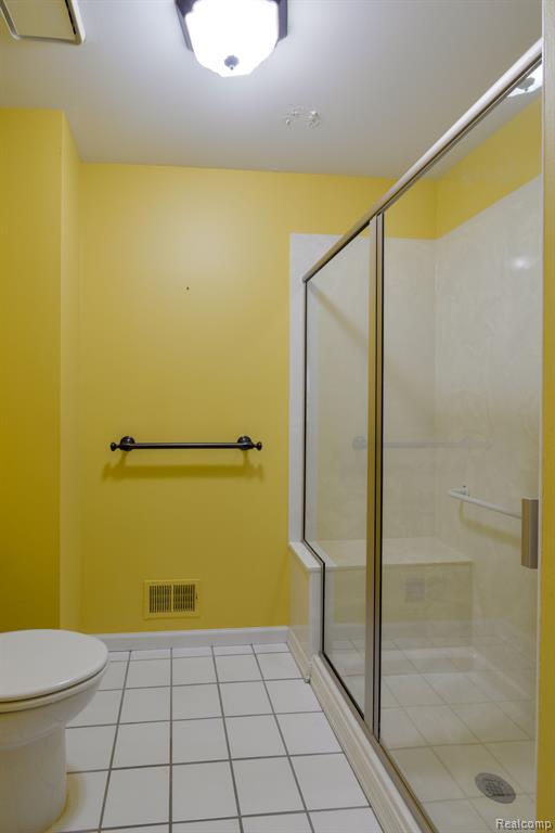 5762 DRAKE HOLLOW Drive W, West Bloomfield, MI — Photo 18