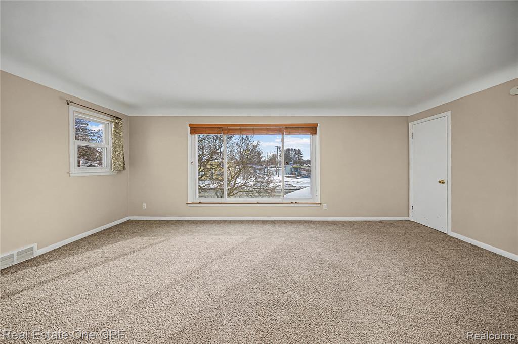 506 W 12 Mile Road, Royal Oak, MI 48073 — Photo 26