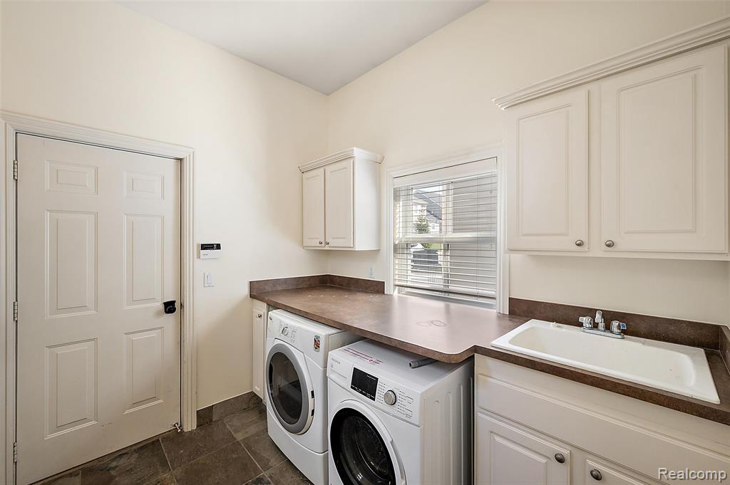 3875 Andover Avenue, Auburn Hills, MI 48326 — Photo 18