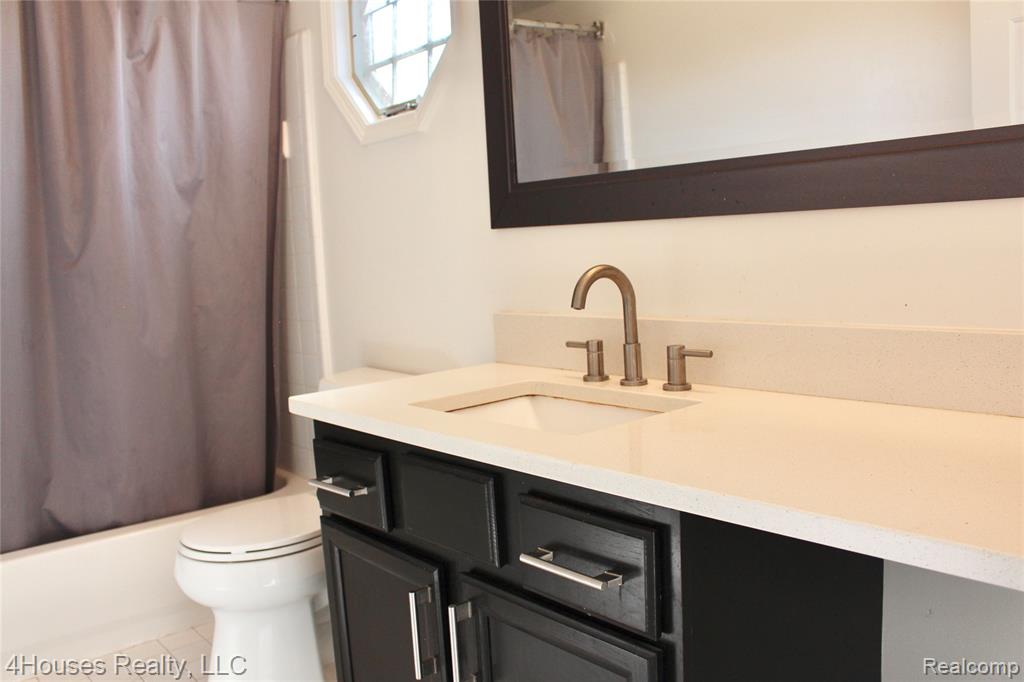 3079 Ailsa Craig Drive, Ann Arbor, MI 48108 — Photo 18