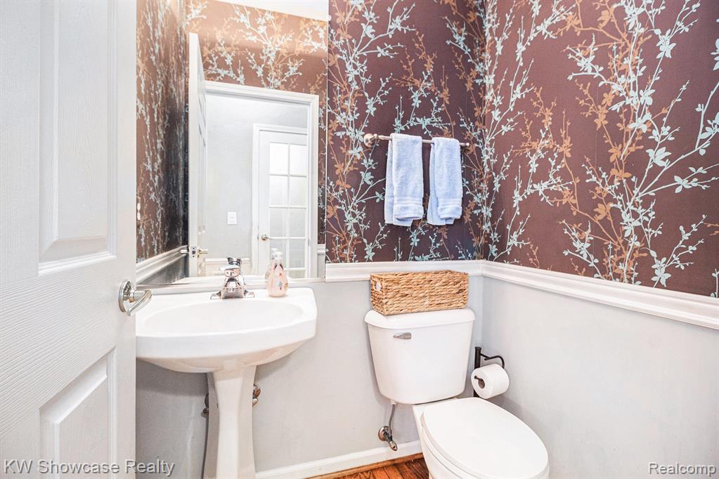 844 Wood Run Court, South Lyon, MI 48178 — Photo 15