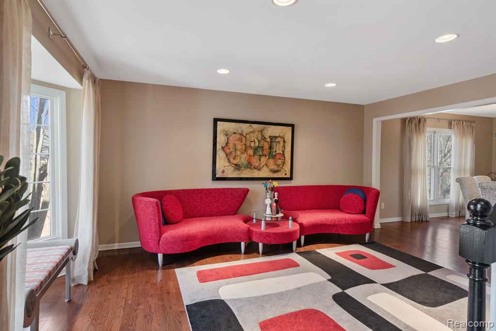 4764 WOODBINE Circle, West Bloomfield, MI 48323 — Photo 4