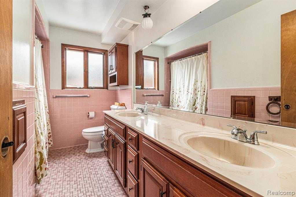 4402 Roosevelt Boulevard, Dearborn Heights, MI 48125 — Photo 16