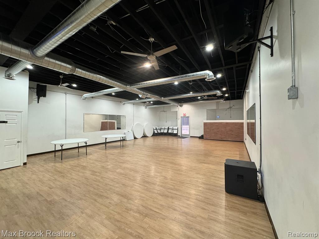 17107 W MCNICHOLS Road, Detroit, MI 48235 — Photo 14