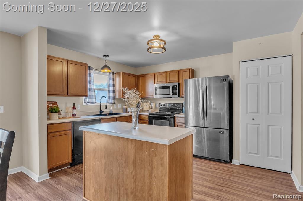 3343 Pine Run Drive, Clayton, MI 48473 — Photo 6