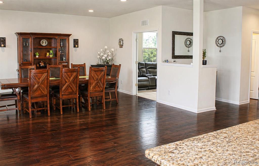 860 Backshore Drive, Canton, MI 48187 — Photo 32