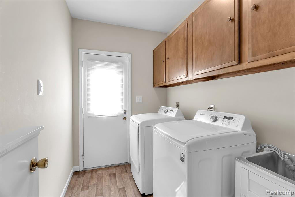 1853 W Bend Drive, Bloomfield, MI 48302 — Photo 37