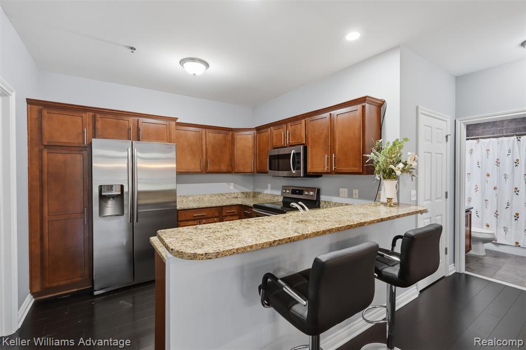 45658 S Stonewood Road, Canton, MI 48187 — Photo 10