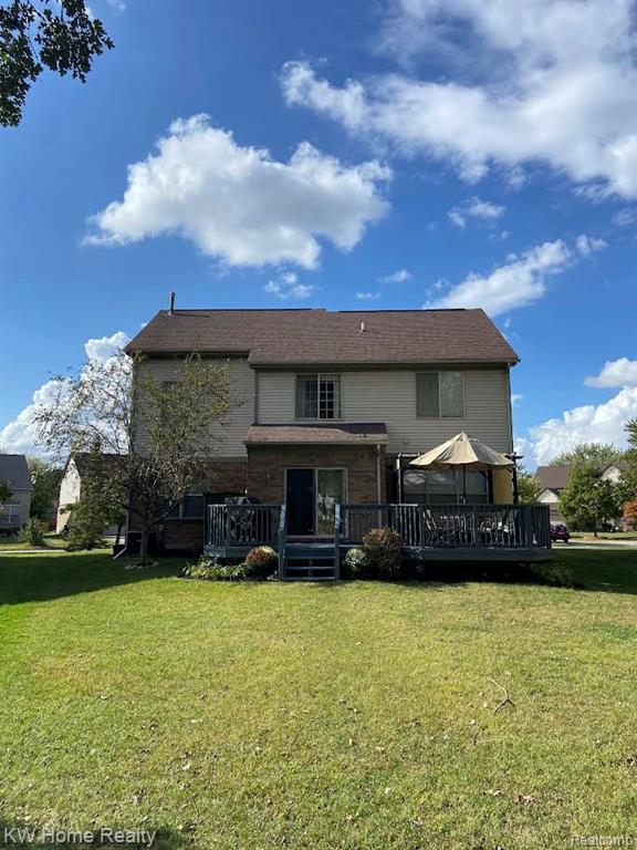 39605 Dorchester Circle, Canton, MI 48188 — Photo 32
