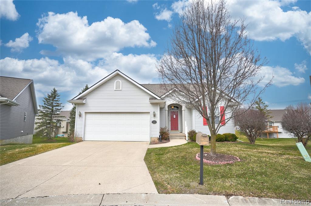 1130 Creekside Court, Burton, MI 48509 — Photo 2
