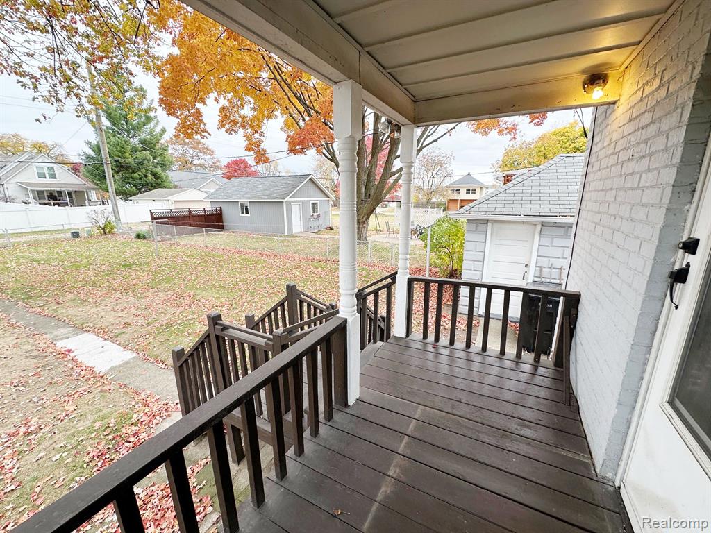 426 PLUM Street, Wyandotte, MI 48192 — Photo 45