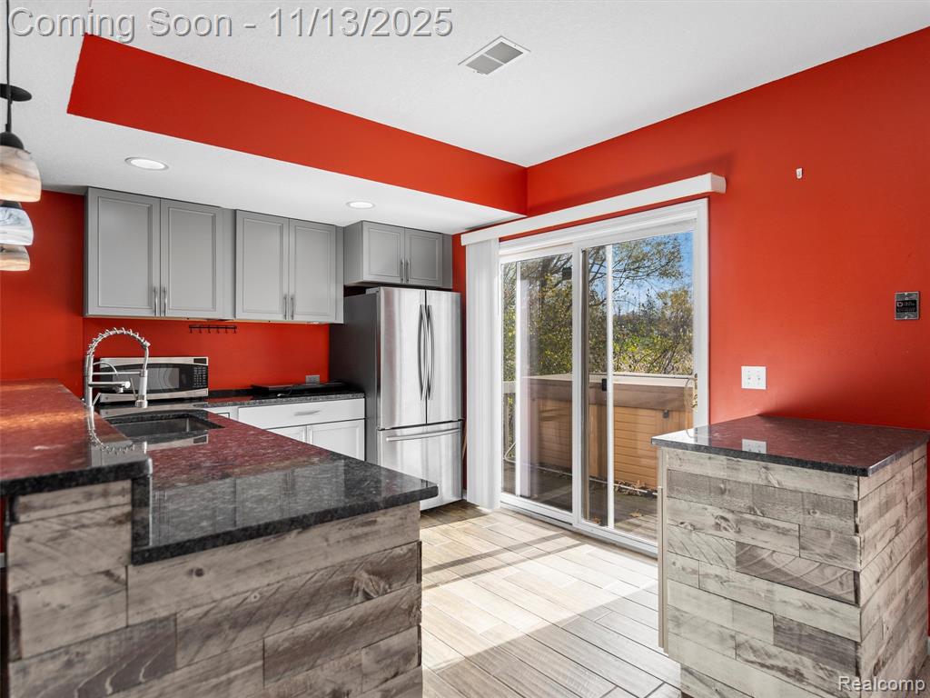 8249 Old Harbor, Grand Blanc, MI 48439 — Photo 37