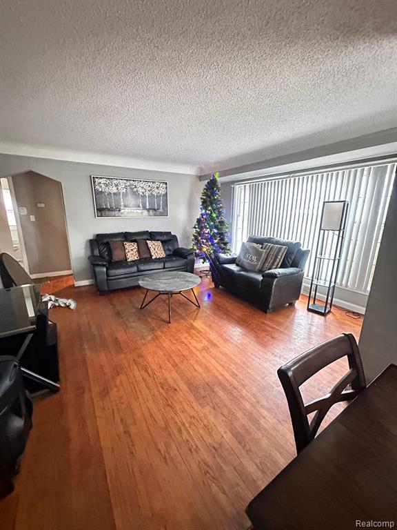 9215 Grandville Avenue, Detroit, MI 48228 — Photo 4
