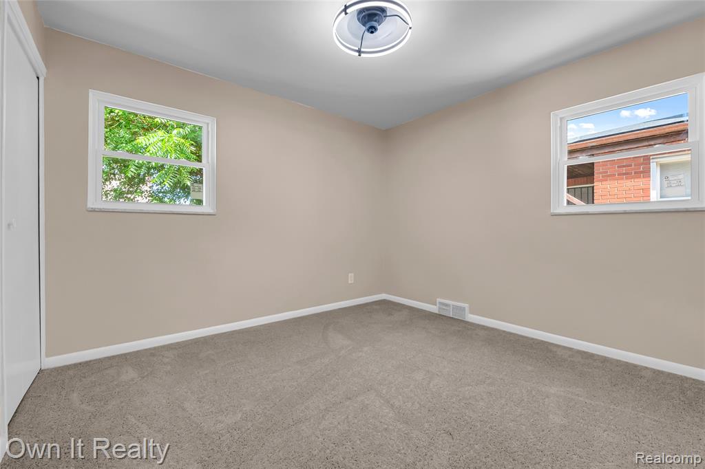 16199 Ferguson Street, Detroit, MI 48235 — Photo 11