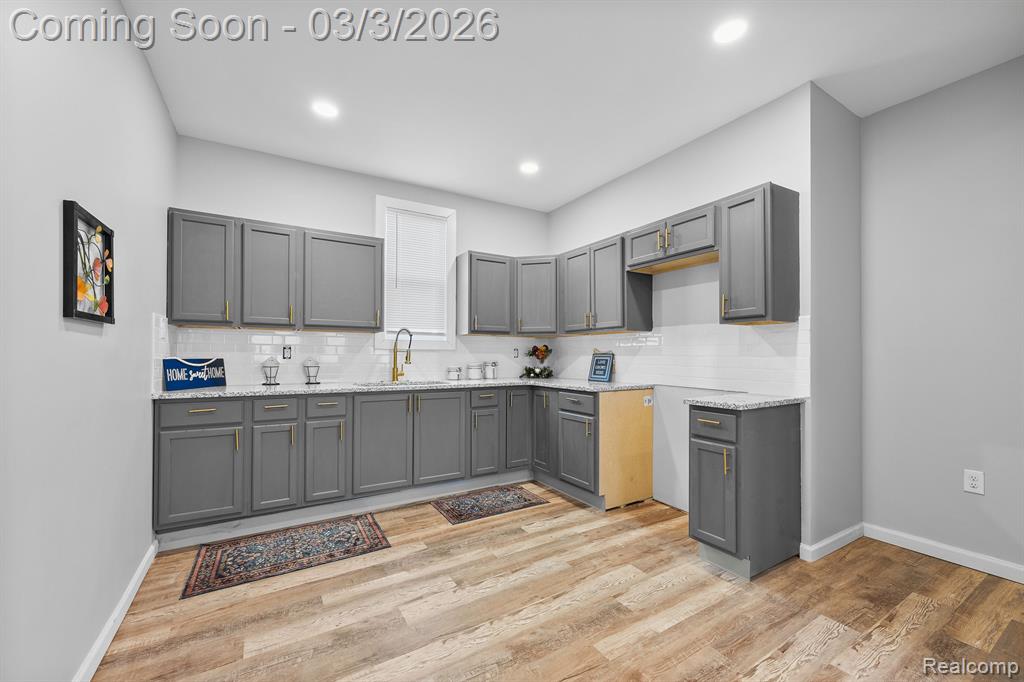 3438 MCCLELLAN Street, Detroit, MI 48214 — Photo 6