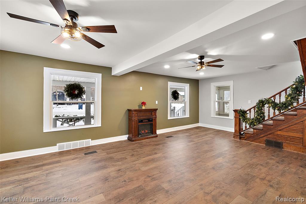 88 E Elmwood, Leonard, MI 48367 — Photo 16