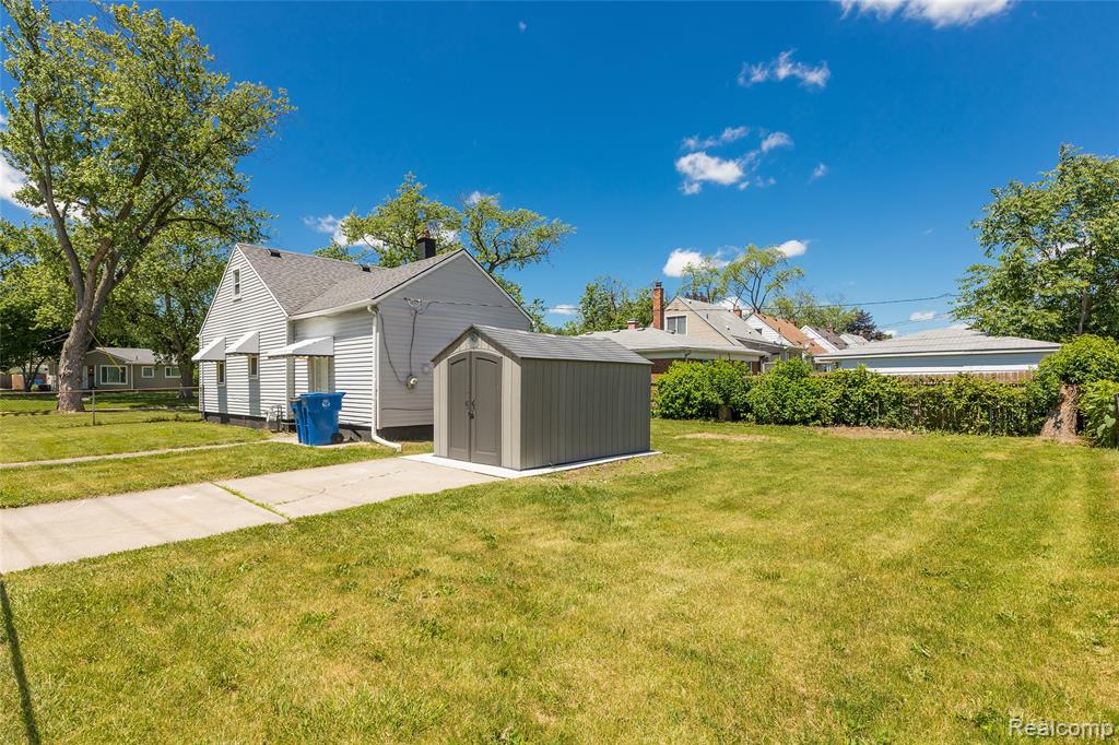 4517 Grindley Park Street, Dearborn Heights, MI 48125 — Photo 13