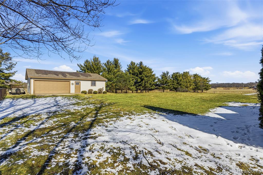 8482 Reid Road, Swartz Creek, MI 48473 — Photo 39
