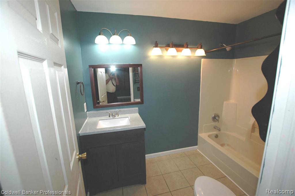 5730 Van Dyke Road, Cass City, MI 48726 — Photo 21