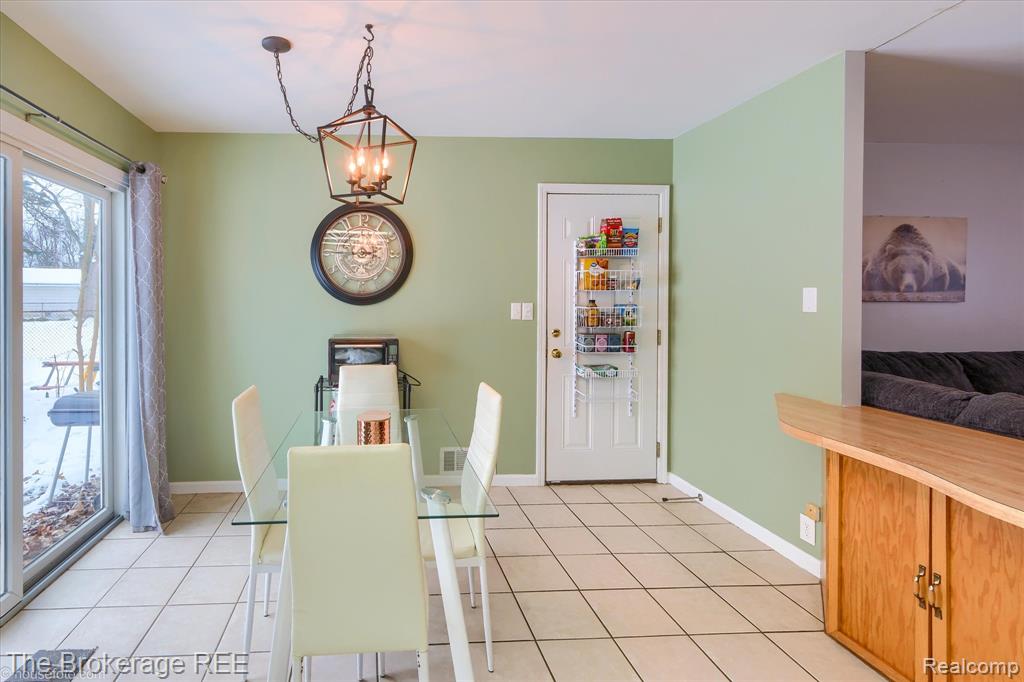 6155 Westdale Drive, Grand Blanc, MI 48439 — Photo 10