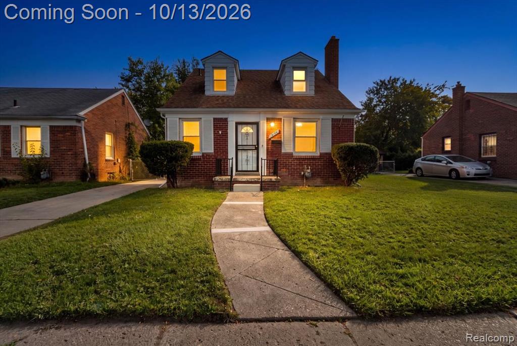 18104 Oakfield Street, Detroit, MI 48235