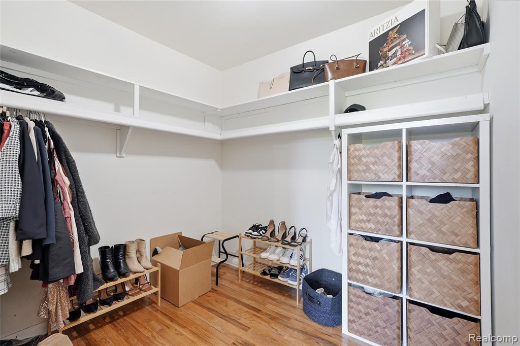 4041 W Maple Road, E203, Bloomfield Hills, MI 48301 — Photo 22