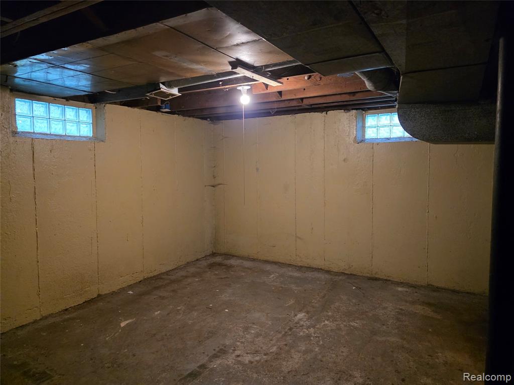 6300 Penrod Street, Detroit, MI 48228 — Photo 8