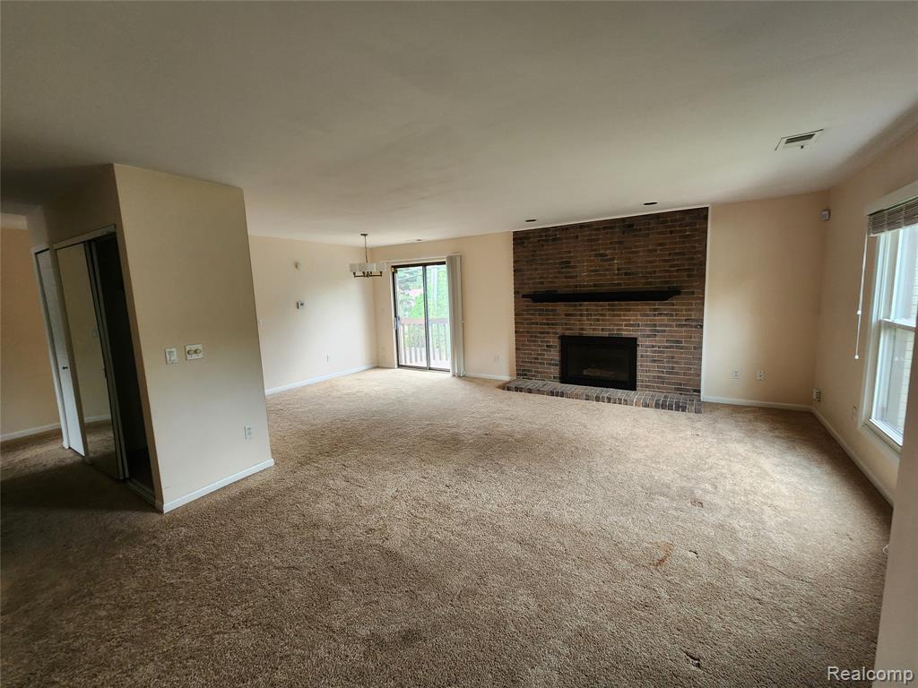 19400 W 11 Mile Road, Lathrup Village, MI 48076 — Photo 14