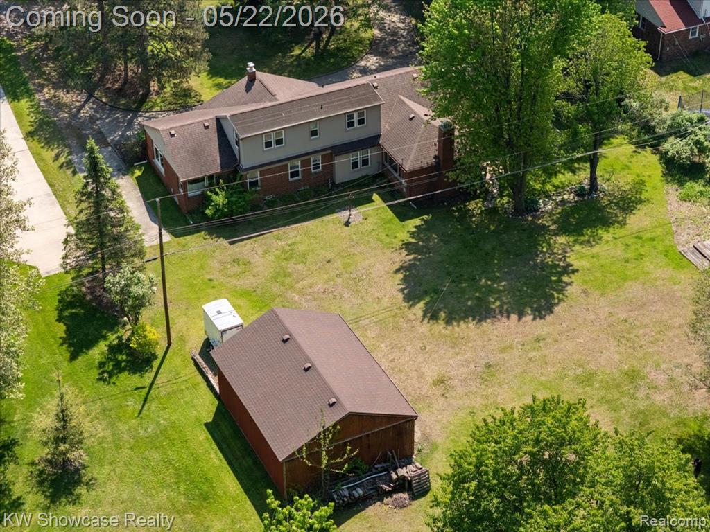 21105 Hugo Street, Farmington, MI 48336 — Photo 37