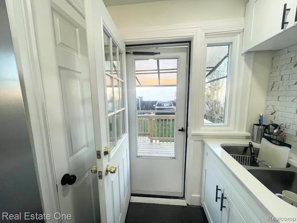 730 Cleophus Parkway, Lincoln Park, MI 48146 — Photo 19