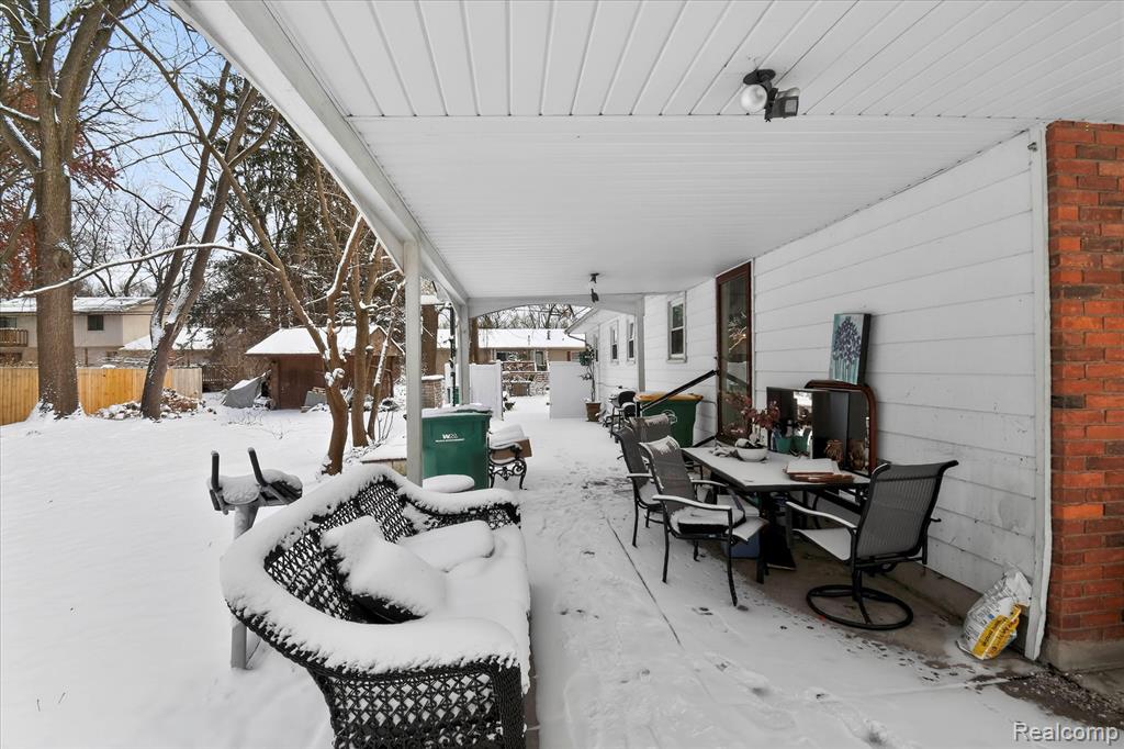 247 S Wallace Boulevard, Ypsilanti, MI 48197 — Photo 31