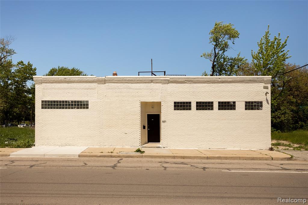 6811 Charlevoix Street, Detroit, MI 48207 — front exterior