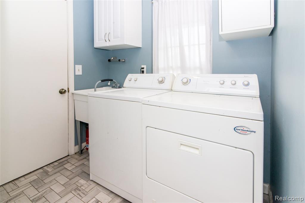 45234 Prestbury Road, Canton, MI 48187 — Photo 40
