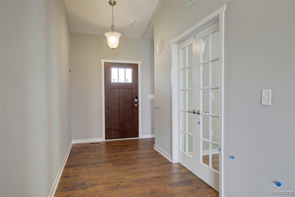 659 ROUND ROCK DR, Howell, MI 48843 — Photo 2