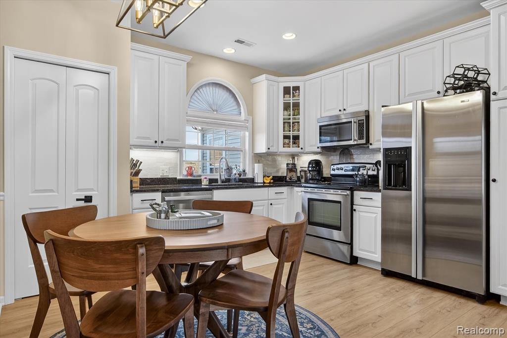 2946 Hunley Drive, Ann Arbor, MI 48105 — Photo 69