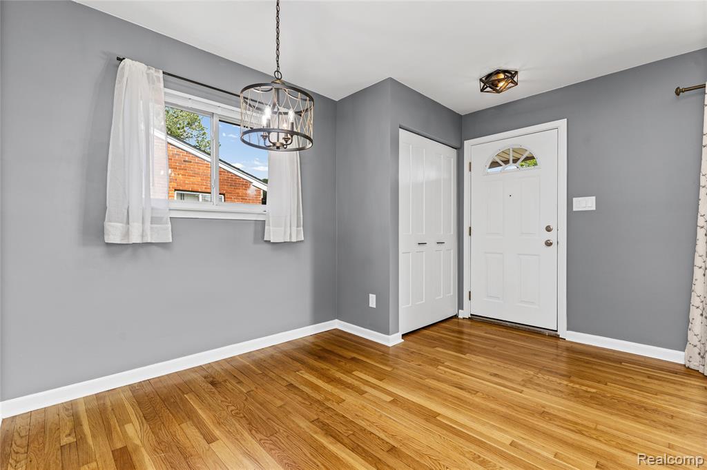 5201 Arden Avenue, Warren, MI 48092 — Photo 5