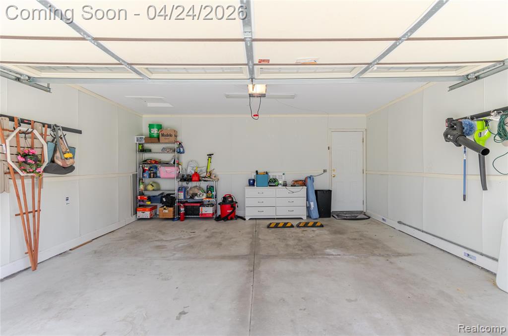 42320 Cherry Hill Road, Novi, MI — Photo 43