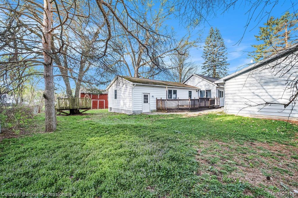 6093 PORTER Road, Grand Blanc, MI 48439 — Photo 27