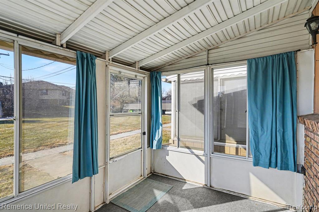 61035 11 Mile Road, 1, South Lyon, MI 48178 — Photo 10