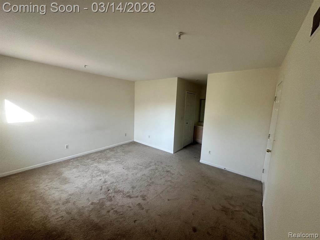 10161 NANCYS Boulevard, 90, Grosse Ile, MI 48138 — Photo 11